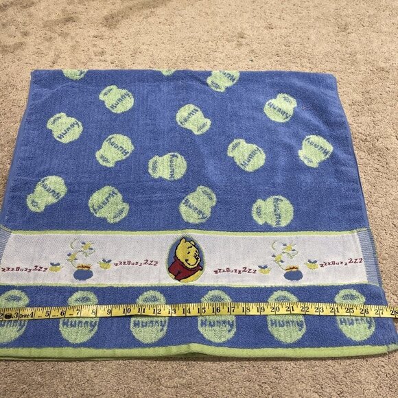 Vintage Disney Winnie the Pooh Bath Beach Towel 50x27” Blue Honey Pots & Bees - Picture 8 of 8